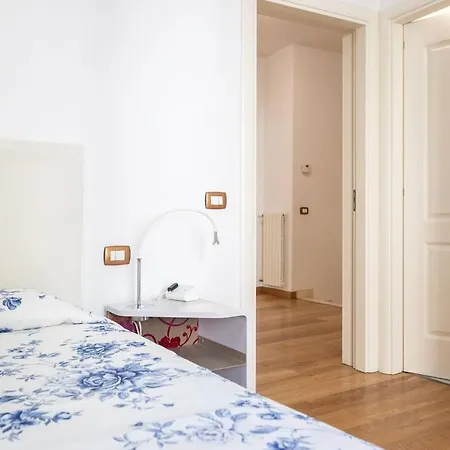 Quadrilocale Corso Italia 29 Piano Terra Con Spazio Esterno Holiday home *