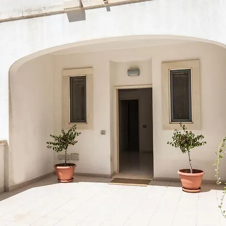 Holiday home Quadrilocale Corso Italia 29 Piano Terra Con Spazio Esterno Gallipoli