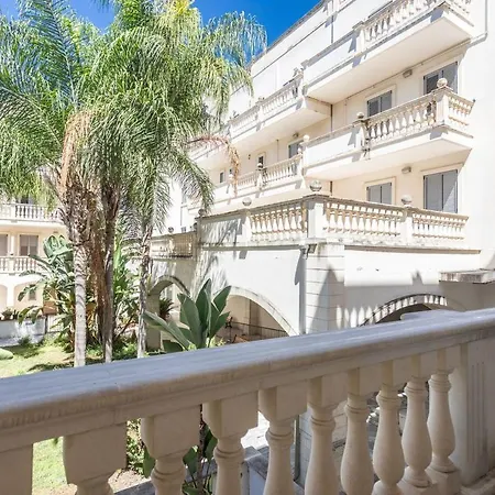 Quadrilocale Corso Italia 29 Piano Terra Con Spazio Esterno Holiday home *