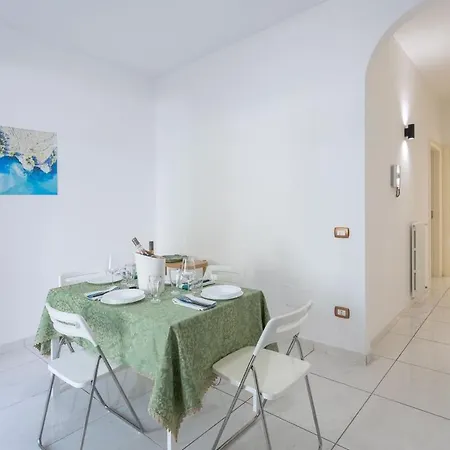 Holiday home Quadrilocale Corso Italia 29 Piano Terra Con Spazio Esterno *